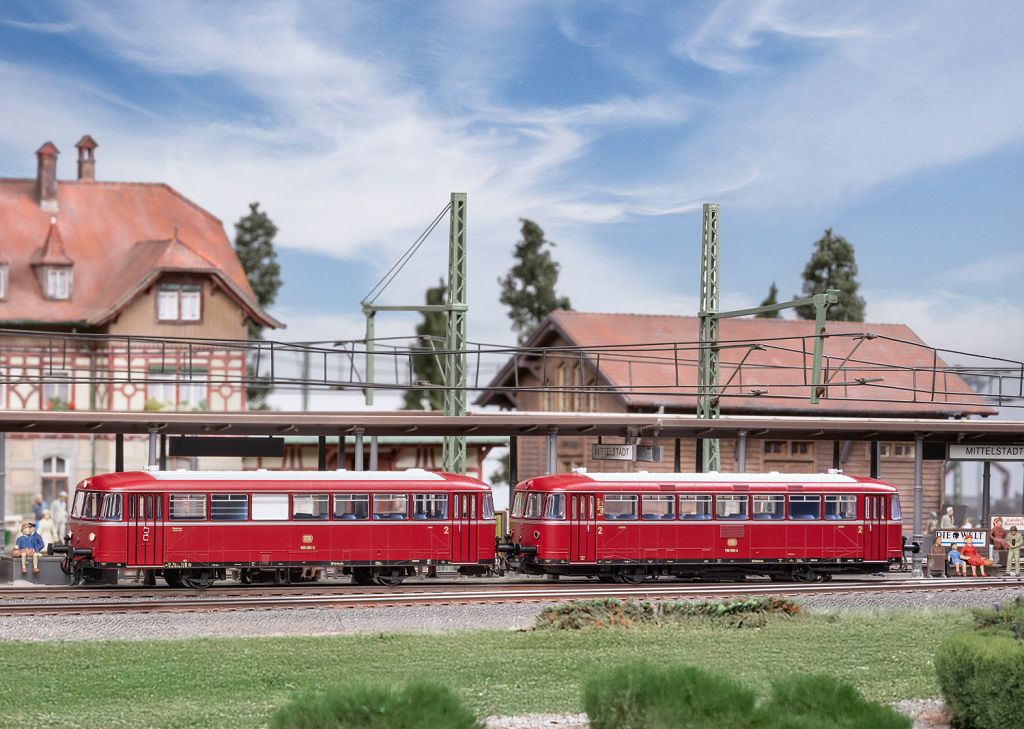 Märklin 038980 - Railbus with control car, series 798 and 998
