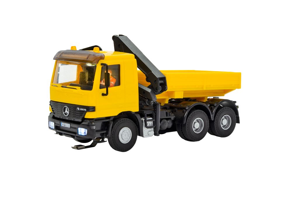 Viessmann 8023 - H0 MB ACTROS 3-axle tractor unit with loading crane and rotating beacons, basic, functional model
