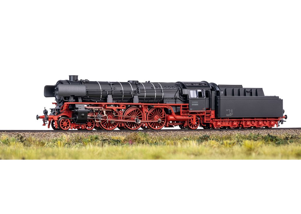 Trix T22740 - Steam locomotive class 01.10 new build