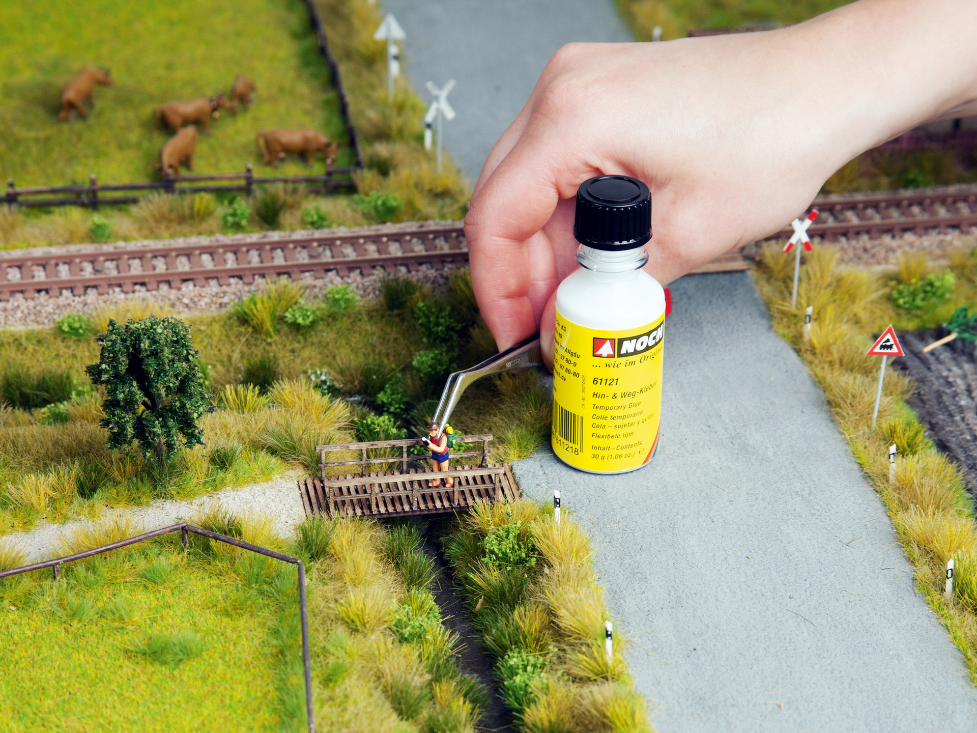 NOCH 61121 - One-way adhesive