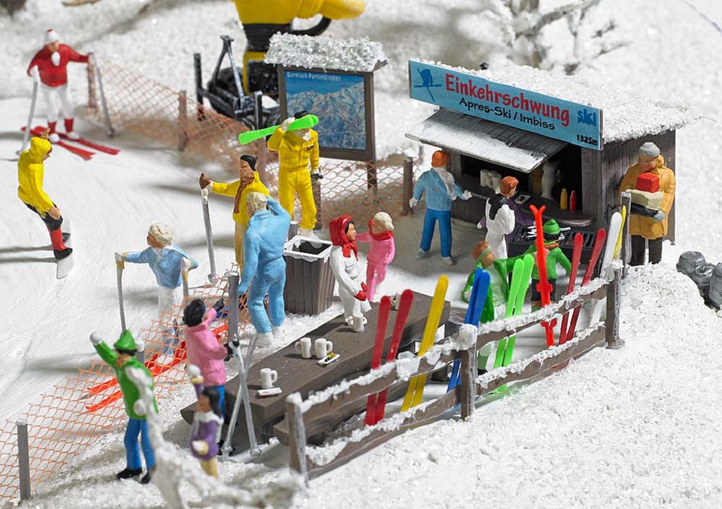 BUSCH 1170 - Fun on the slopes