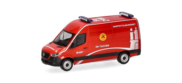 Herpa 098519 - Mercedes-Benz Sprinter 18 semi-bus with high roof "Hamburg Fire Department/Rescue Diver"