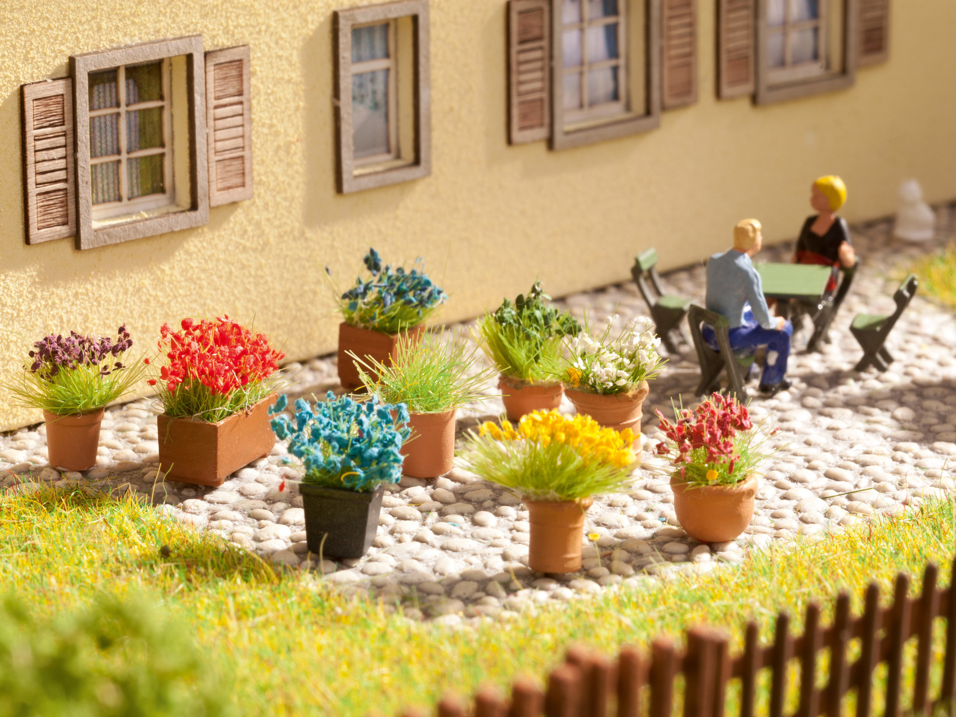 NOCH 14031 - Flowers in flower pots