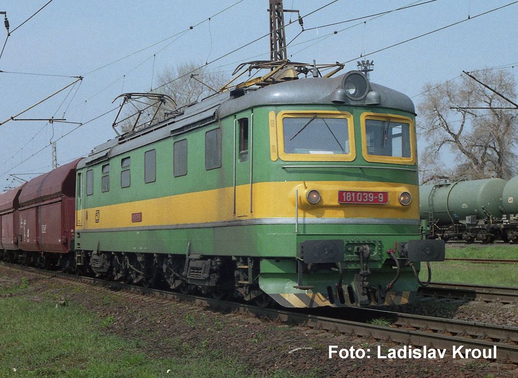 PIKO 21027 - E-Lok BR 181 CD V + DSS PluX22