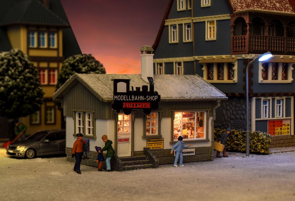 Vollmer 42418 - H0 Model Railway Shop