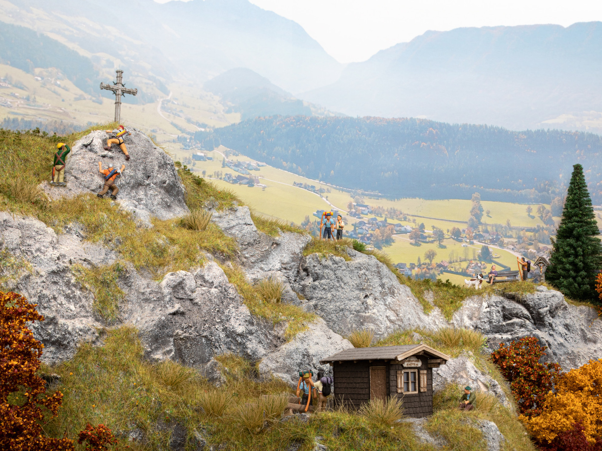 NOCH 16210 - Figurines Theme World “In the Mountains”