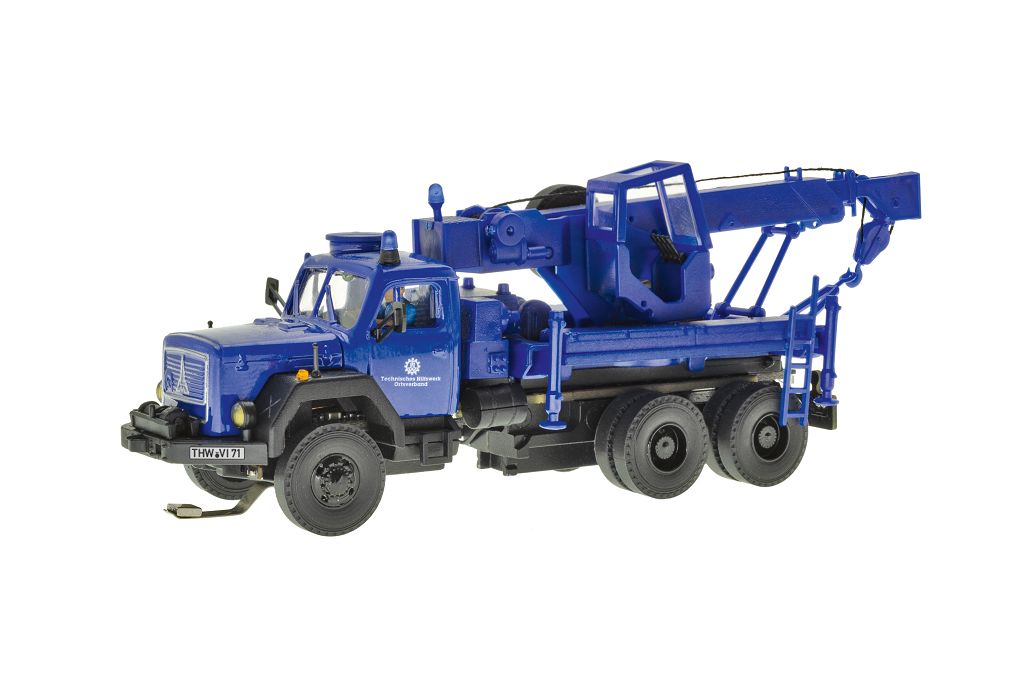 Viessmann 8071 - H0 THW MAGIRUS DEUTZ 3-axle recovery crane, basic, functional model