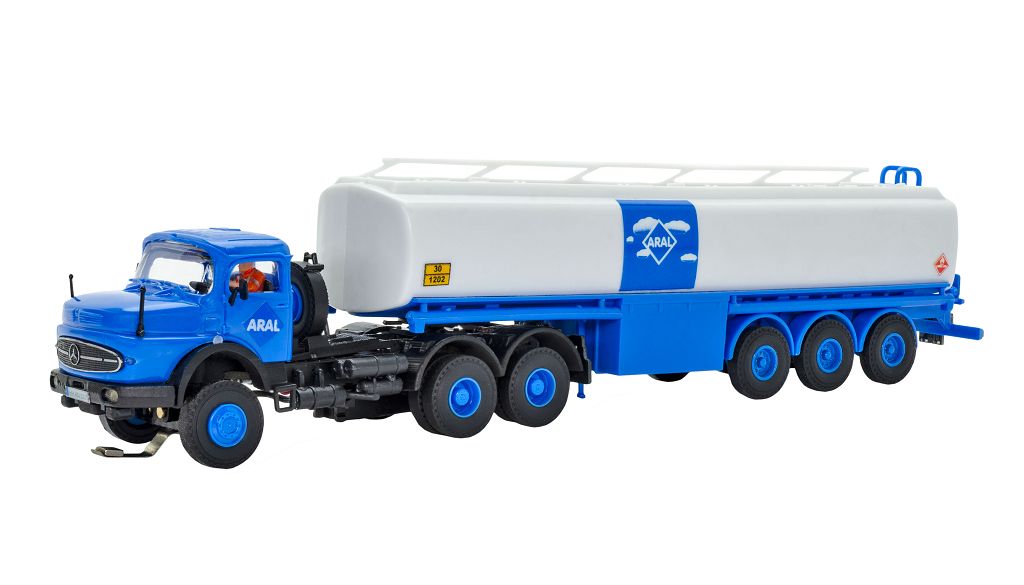 Viessmann 8034 - H0 MB round-hood 3-axle truck with ARAL tank trailer, basic, functional model