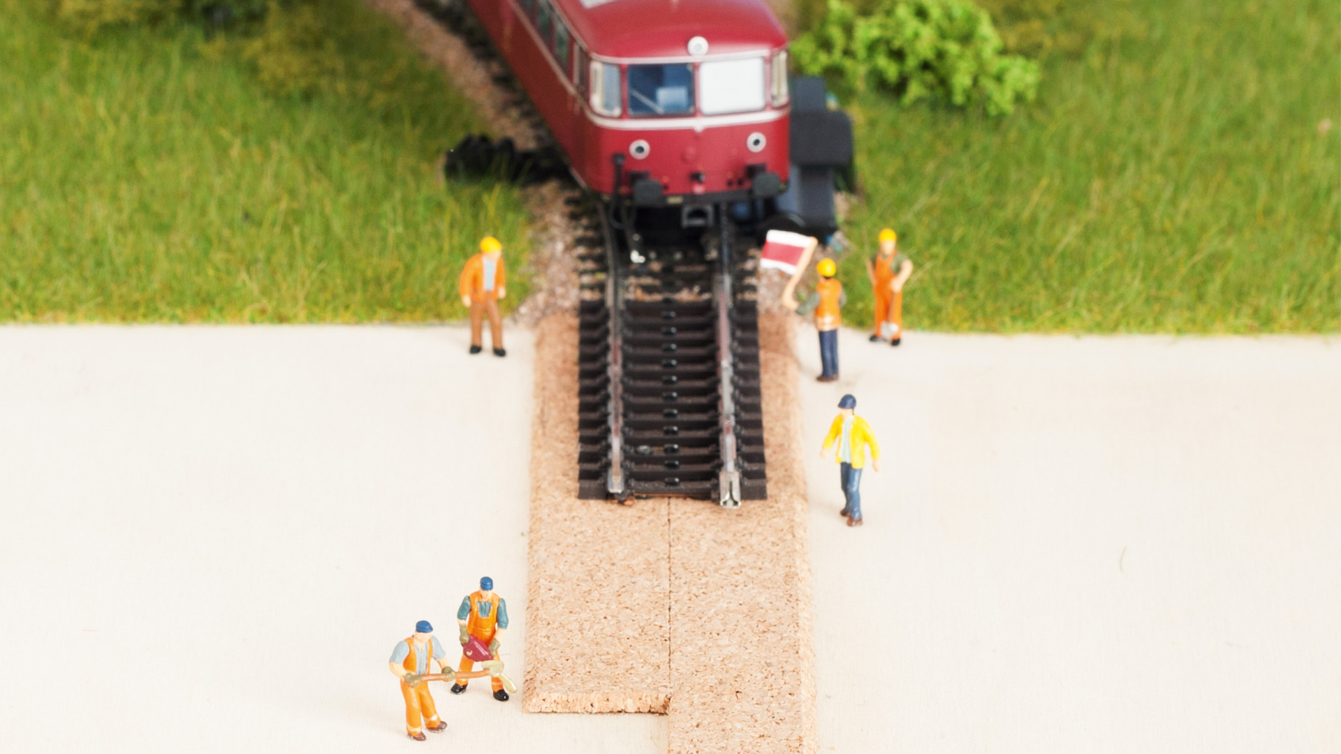 NOCH 50492 - Cork trackbed, 2 mm high