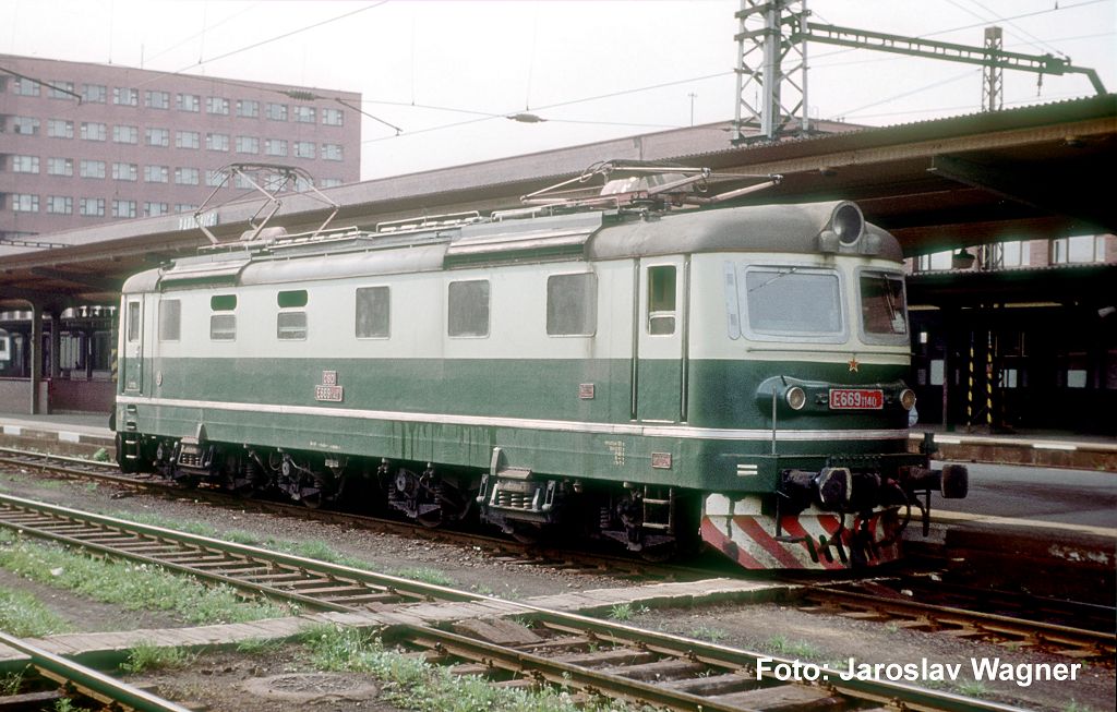 PIKO 21025 - E-Lok/Sound BR E 669.1 CSD IV + PluX22 Dec.